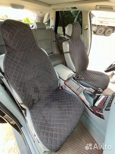 Накидки на сиденья автомобильные