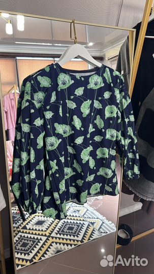 Отдам бесплатно женские вещи