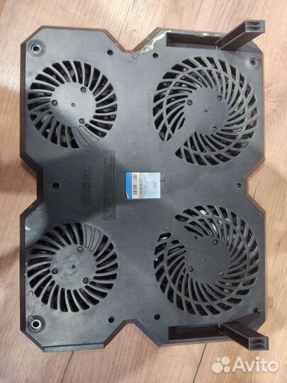 Подставка с охлаждением для ноутбука