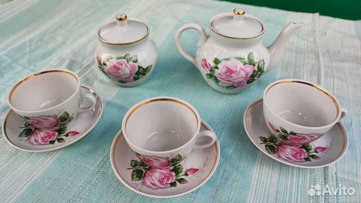 Чайный сервиз на 12 персон.ссср новый