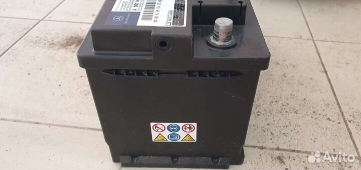 Автомобильный аккумулятор для Mercedes Benz