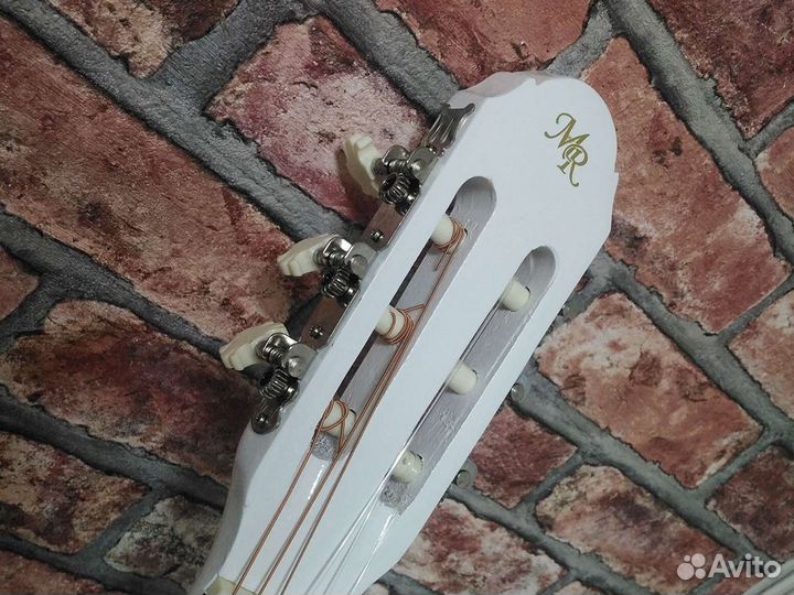 Классическая гитара