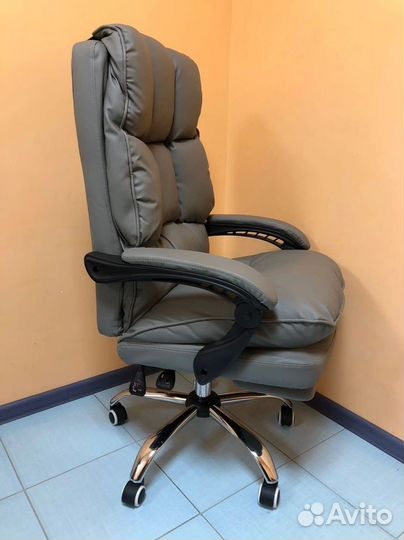 Компьютерное кресло офисное с функцией массажа