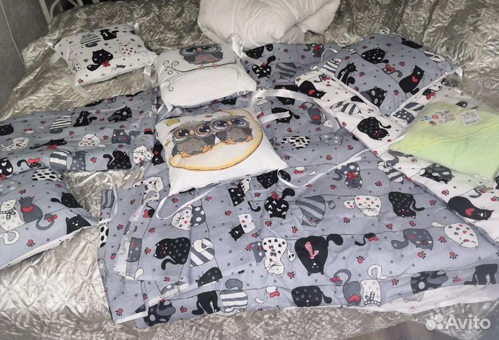 Бортики в детскую кроватку новые