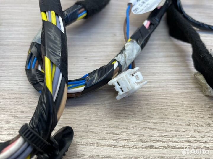 Проводка двери передняя правая LADA X-Ray