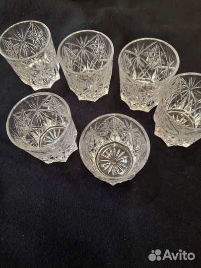 Хрустальные стаканы, стопки, рюмки, розетки