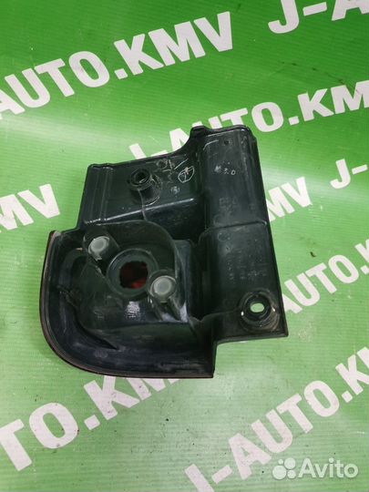 Фонарь задний Nissan Elgrand