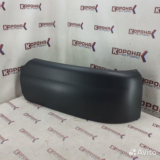 Накладка переднего бампера правая MAN