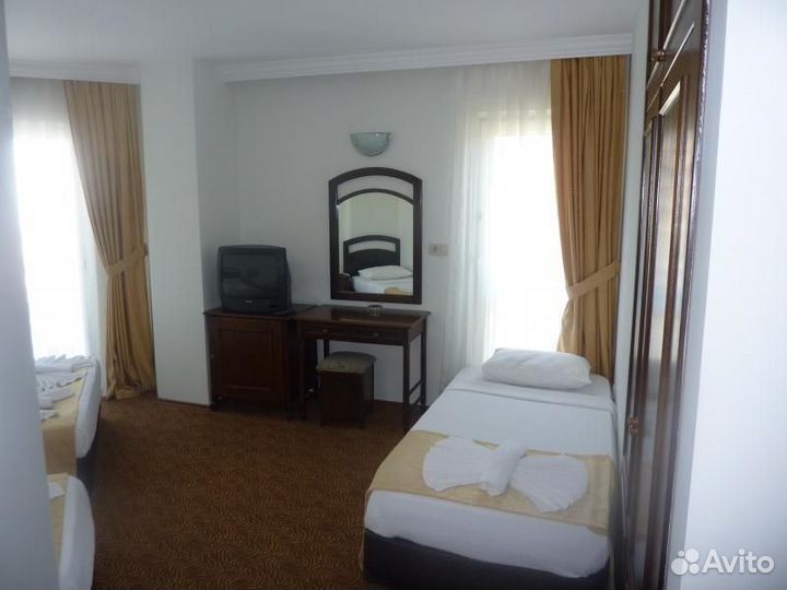 Мега Горящий тур на Средиземное море