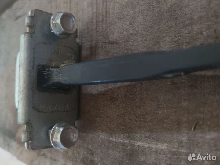Ограничитель двери mazda cx 5