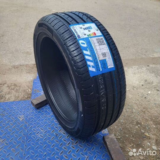 Hilo Vantage XU1 215/45 R17 91W