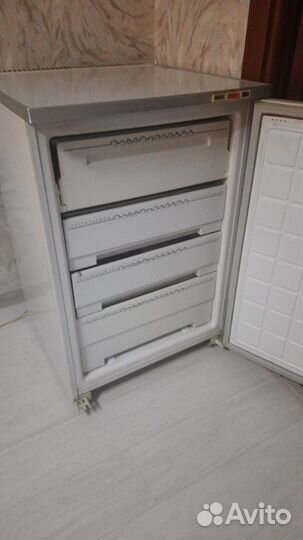 Морозильная камера Бирюса