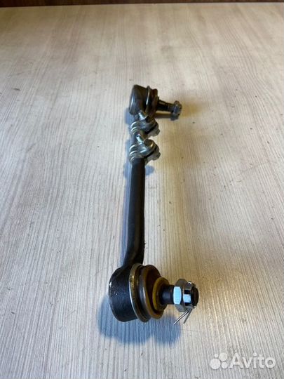 Тяга рулевая левая Chevrolet Niva