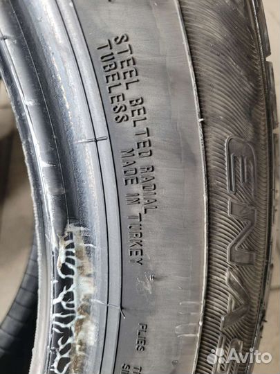 Dunlop Enasave EC300+ 215/60 R17
