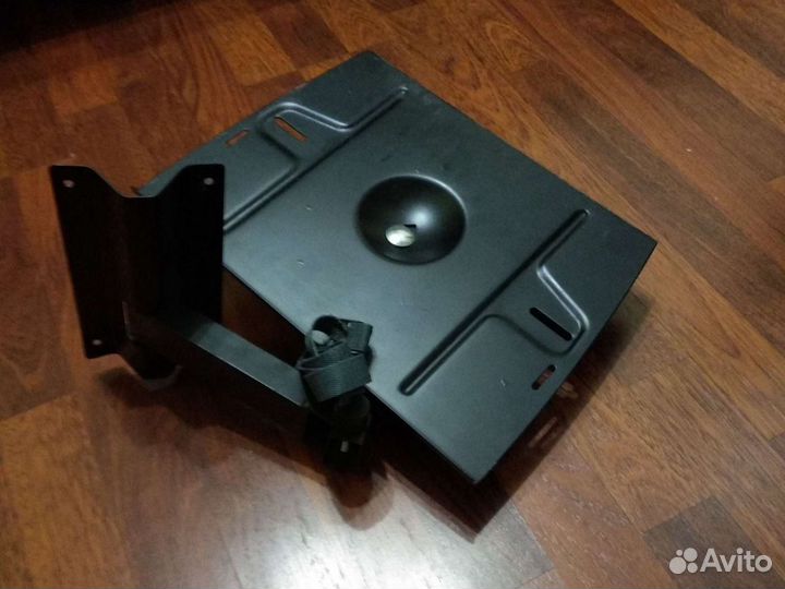 Кронштейн крепления телевизора на стену