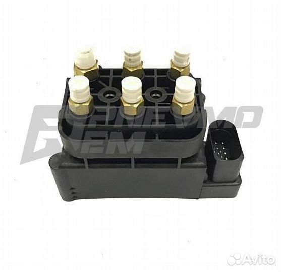 Блок клапанов пневмоподвески для Mercedes-Benz ML