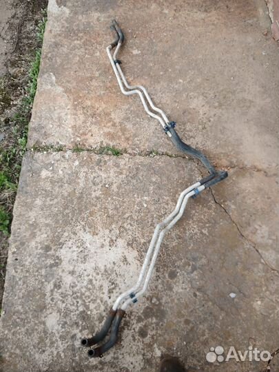 Шланг отопителя между первой И второй трубкой