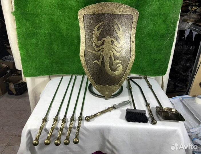 Подставка под шампуры Щит