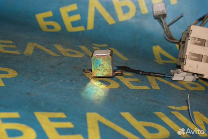 Контактная группа Toyota Corona