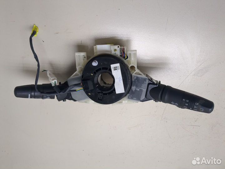 Переключатель поворотов и дворников Nissan Almera