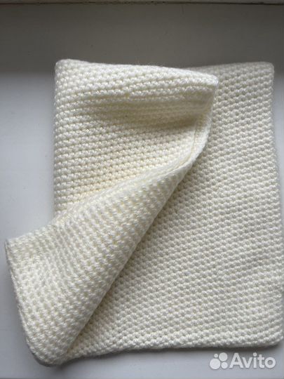 Новый женский вязанный белый снуд