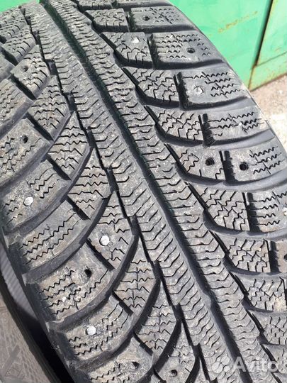 Gislaved Frost 205/60 R16