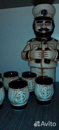 Графин с рюмками