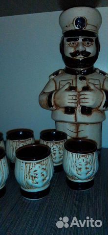 Графин с рюмками