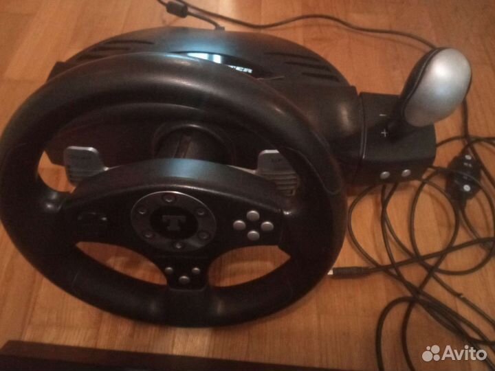 3 педали Thrustmaster rgt pro force feedback clut