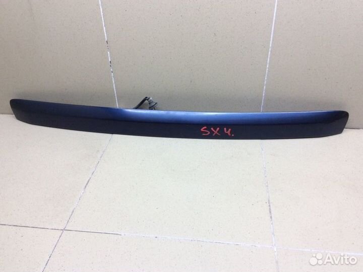 Накладка крышки багажника Suzuki Sx4 седан M16A