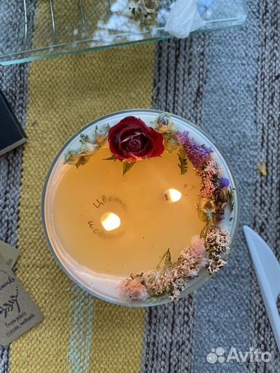 Свеча с пожеланием