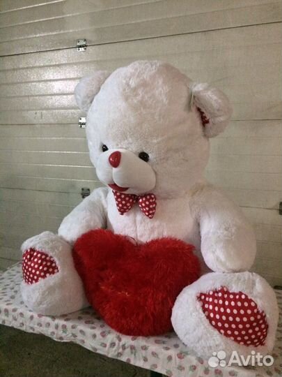 Плюшевый медведь