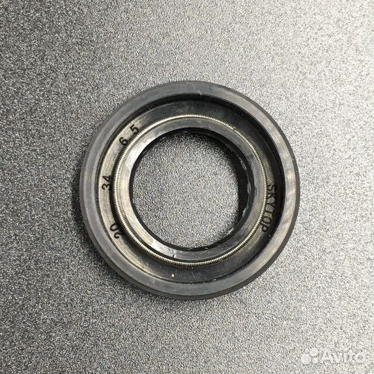 Сальник Yamaha (93101-20M07) (20x34x6.5) (SCM)