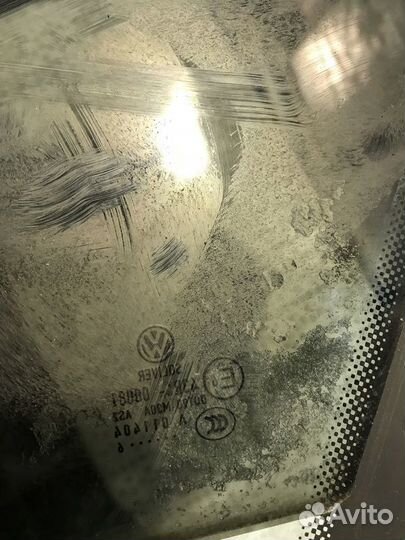 Стекло глухое заднее правое Volkswagen Passat B6