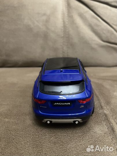 Модель Jaguar f-pace 1/24