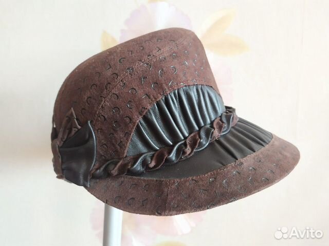 Шляпа кожаная