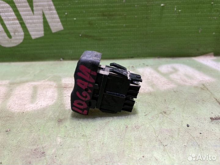 Кнопка обогрева лобового стекла Renault Logan LS0