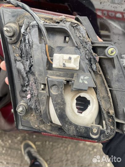 Фонарь заднего хода Nissan Almera n16