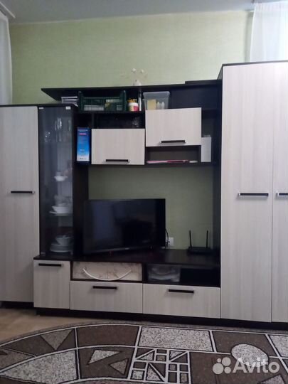 Стенка в гостиную