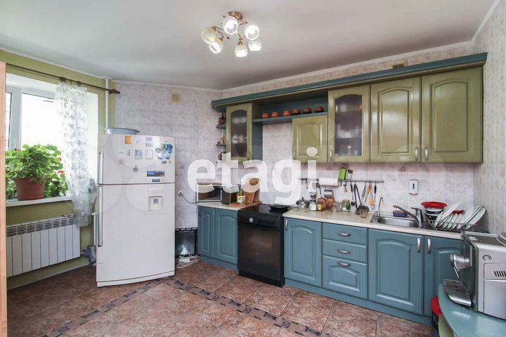 3-к. квартира, 110 м², 6/9 эт.