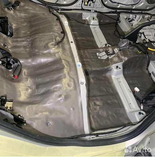 Шумоизоляция для автомобиля Шумология X4