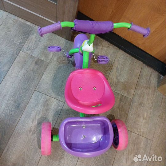 Детский трехколесный велосипед на 2-3 года