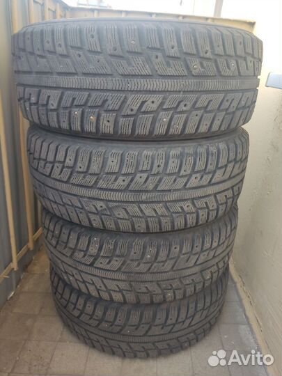 Kumho I'Zen KW22 205/55 R16