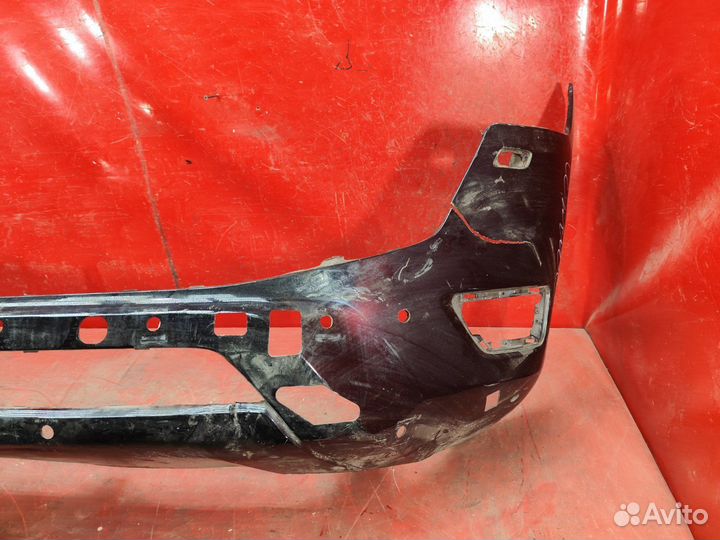 Бампер передний Toyota Land Cruiser 300 2021
