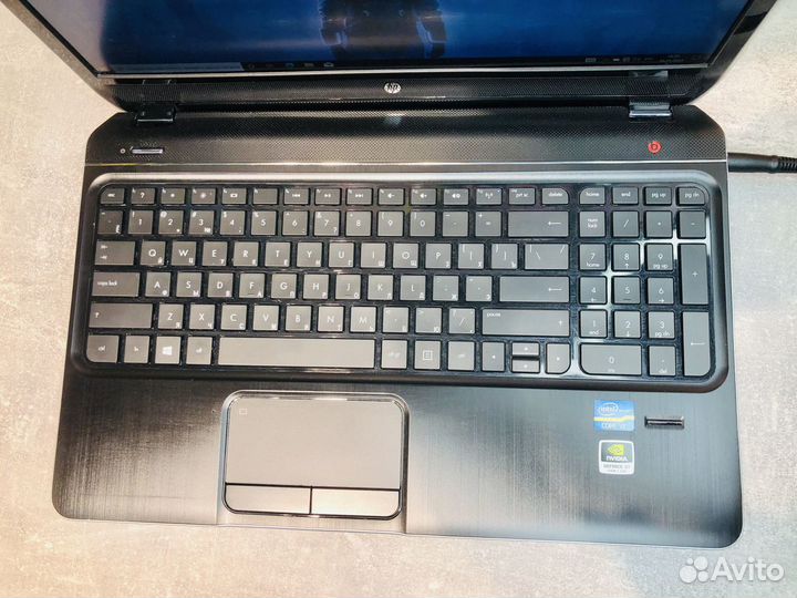 HP envy dv6/ core i7/ ram 8gb/ ssd 240gb