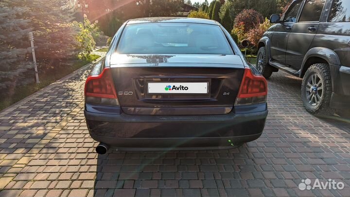 Volvo S60 2.4 AT, 2003, 356 000 км