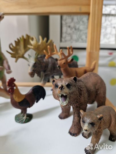 Коллекционные фигурки животных
