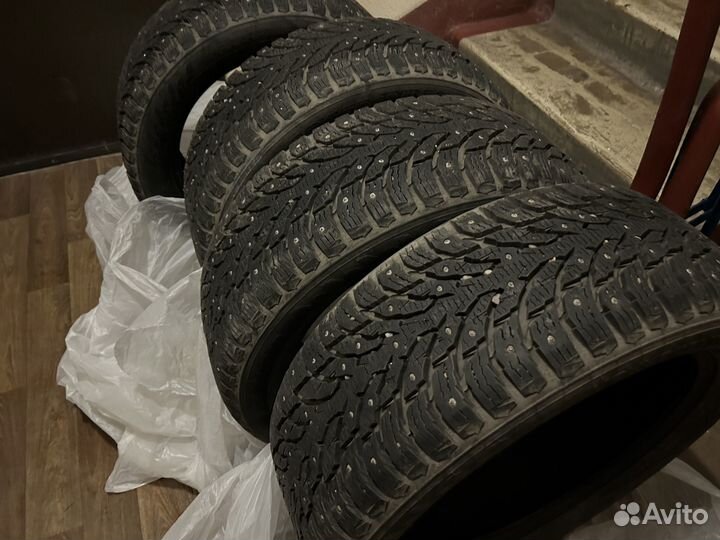 Nokian Tyres Hakkapeliitta 9 SUV 235/50 R18 101T