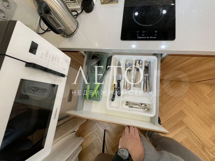 Апартаменты-студия, 32 м², 3/8 эт.