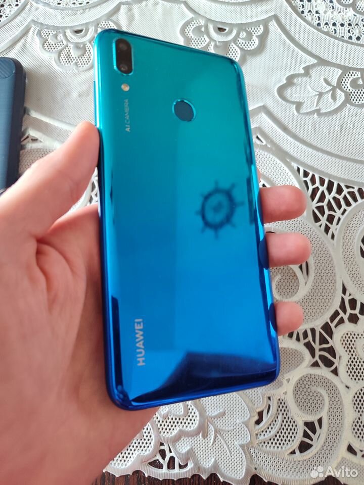 HUAWEI Y7 (2019), 3/32 ГБ